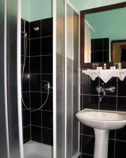 Pensiunea Ana Maria Târgu-Mureş Habitación foto